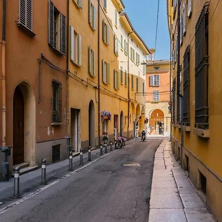A Due Passi Da Piazza S Stefano By Wonderful Italy Apartamento Bolonia